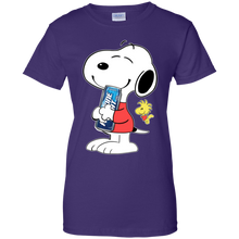 Load image into Gallery viewer, Cute Snoopy Hug Keystone Light Can Funny Drinking Shirt KA01 - cute-snoopy-hug-keystone-light-can-funny-drinking-shirt-ka01-vivianstorescom-8